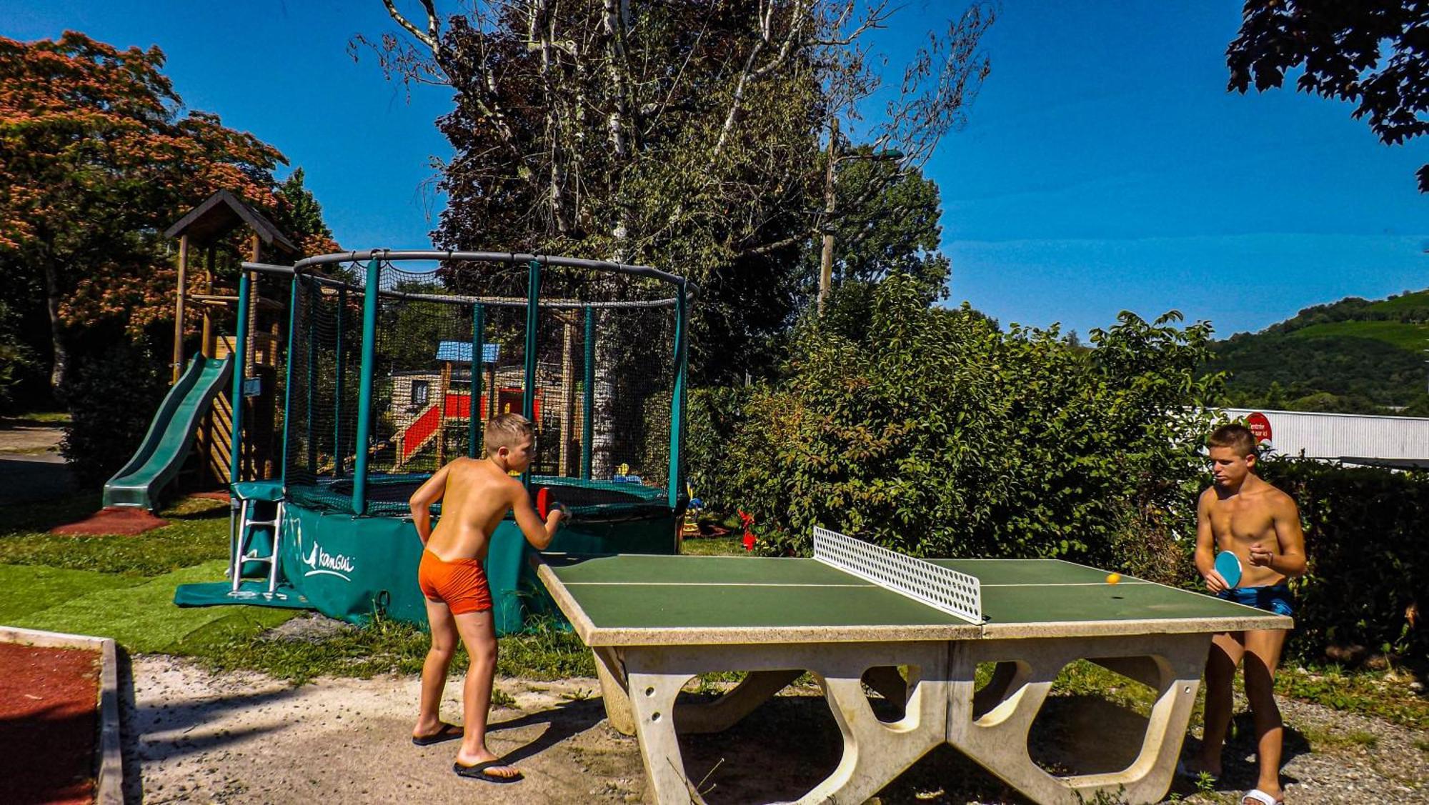 Camping Plein Soleil Лурд Экстерьер фото